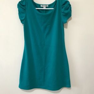 Forever 21 Green Ruched Sleeve Dress Size M